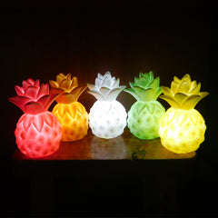 Creative Pineapple Night Light - Glowing Toy